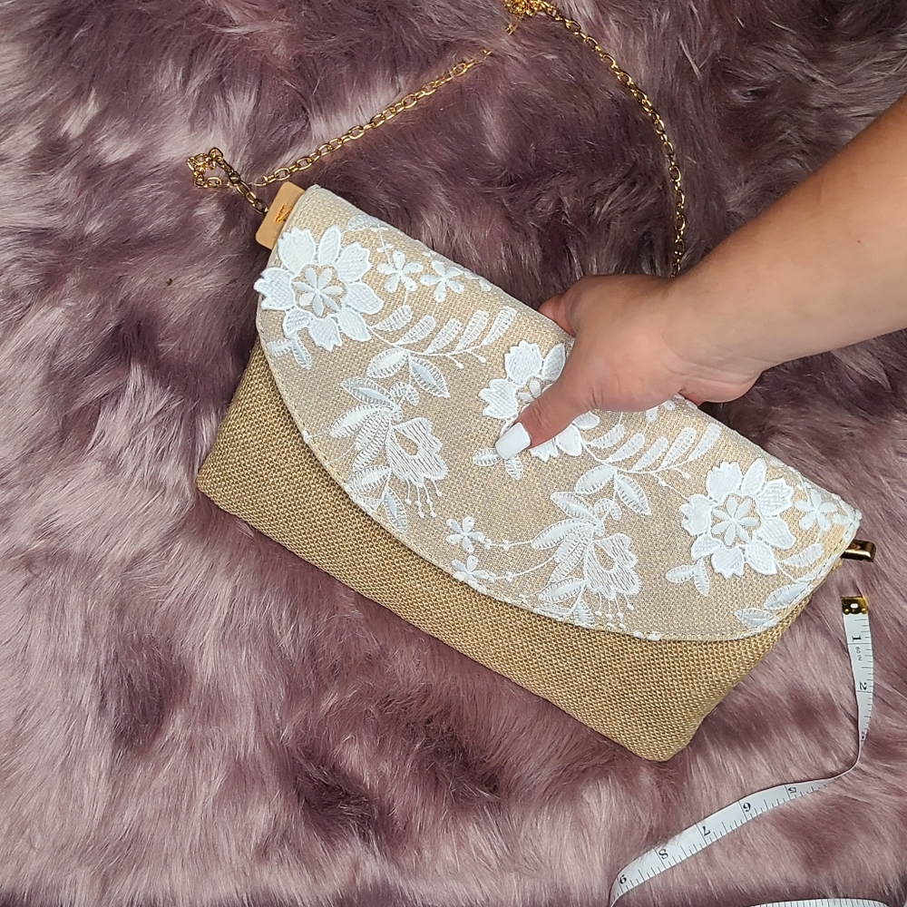 Woven Crossbody Clutch Bag
